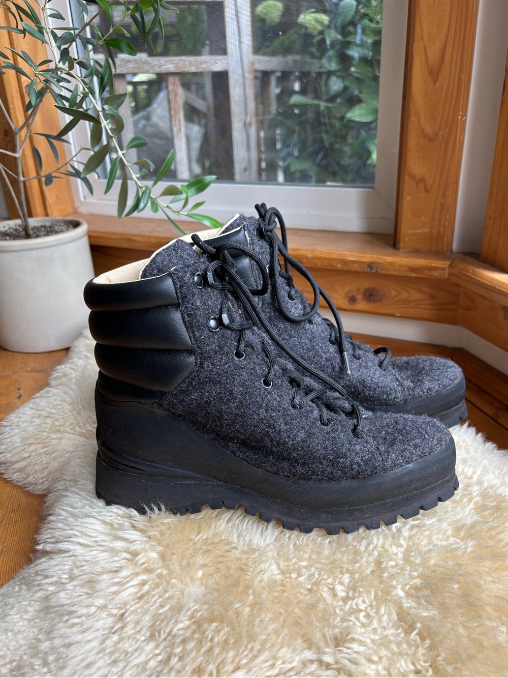 North Face Cryos Italian Wool Hiking Boots